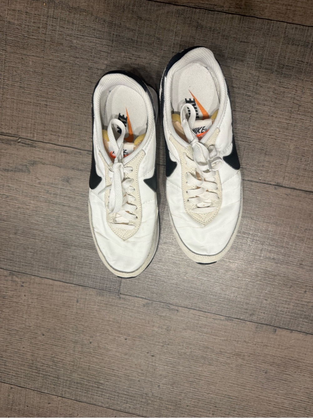 Nike Men’s White, Black and Orange Retro Sneaker